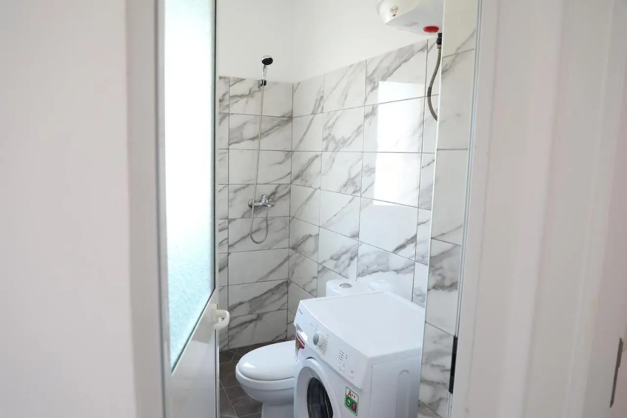 Lux4 Seaview & 43' Tv Netflix Apartman Shëngjin Albánia